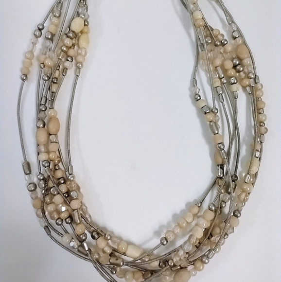 Multi Strand Mixed Color Beaded Necklace 16" L - Picture 3 of 3